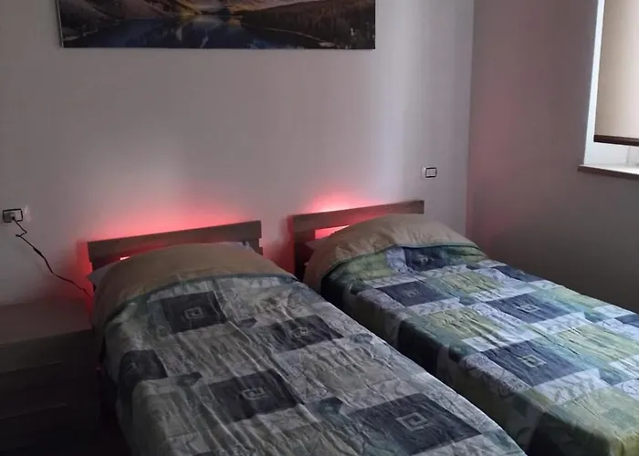 Relux Romagna 招待所 Fiumana